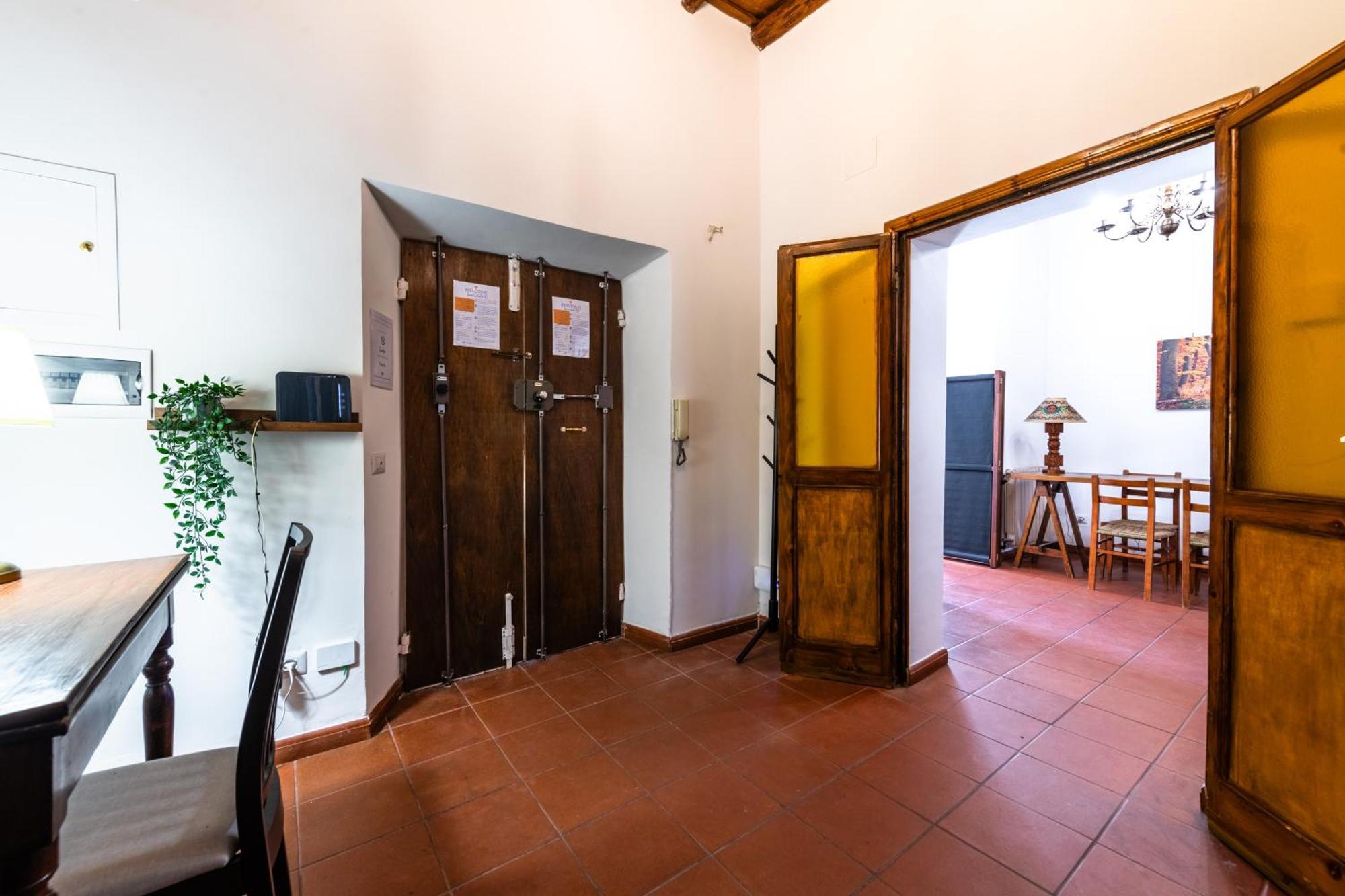 רומא San Calisto Apartment מראה חיצוני תמונה
